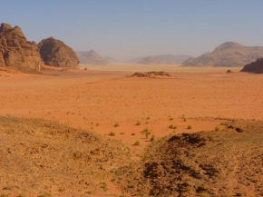 Wadi Rum Crescent
